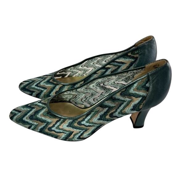 J. Renee Shoe Womens 9 M Heel Pump Blue Chevron Pattern Pointed Toe Leather Upp - Picture 4 of 12